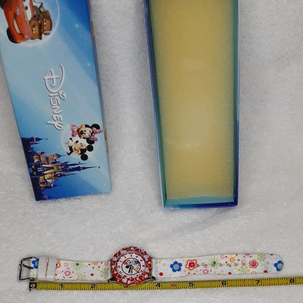 HOST PICK!! NEW Disney Girl's Wrist Watch - Picture 8 of 15